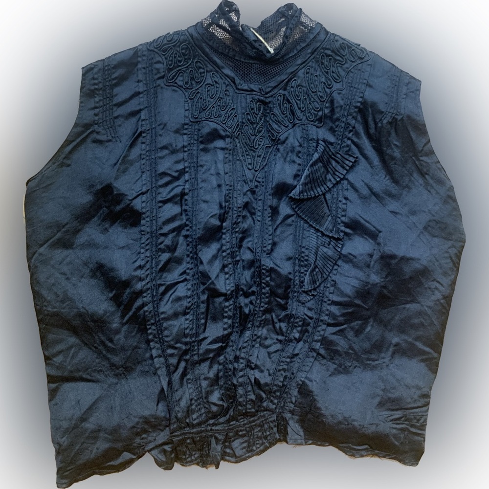 Vintage Sleeveless Blouse, Ruffle + Stitching Detail, NEEDS WORK! | Black | Sz M